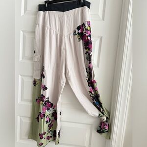NWOT Free People cargo Pants with Black Waistband